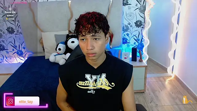 Ette tay online show from 10.11.25