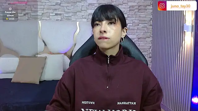 Snapshot of juno_tay chatting on 09.10.25 juno tay online show from 09.10.25