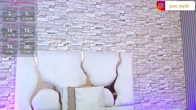 Snapshot of juno_tay chatting on 11.05.25 juno tay online show from 11.05.25