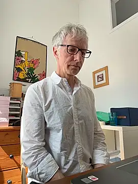 SexyLeon8 online show from 04.27.26