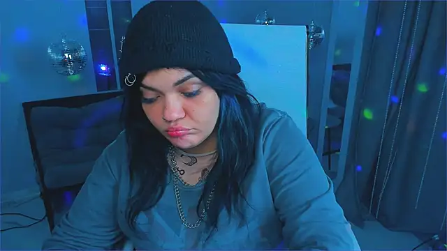 MaryHarrys online show from 11.13.25