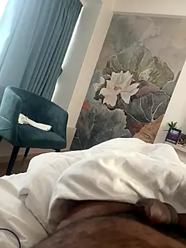 Snapshot of Deps2049 chatting on 10.04.25 Deps2049 online show from 10.04.25