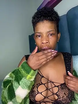 Caramel Mellow online show from 12.21.25