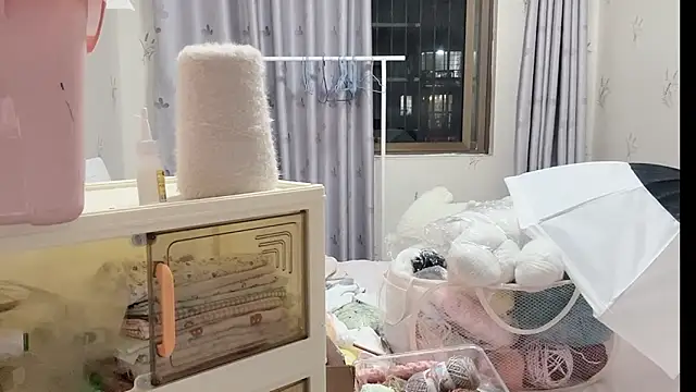 puppy-999 online show from 12.16.25