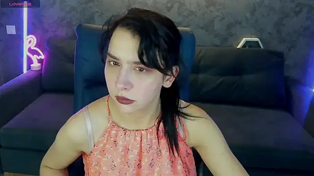 Snapshot of LiviaShy chatting on 12.05.25 LiviaShy online show from 12.05.25