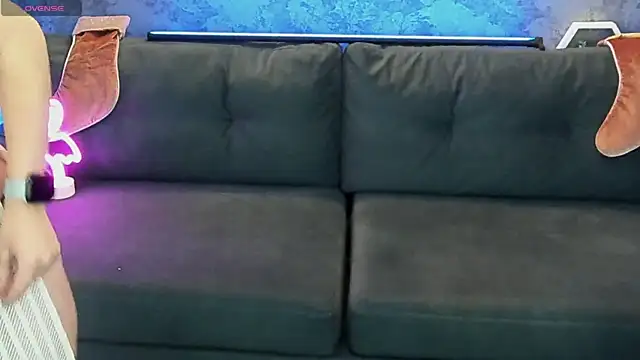 LiviaShy online show from 01.06.26