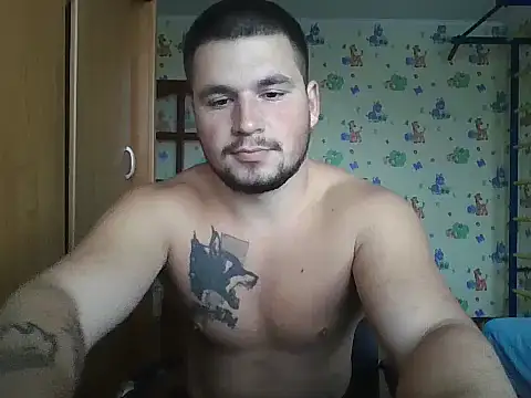 Snapshot of chiraq1945 chatting on 10.02.25 chiraq1945 online show from 10.02.25