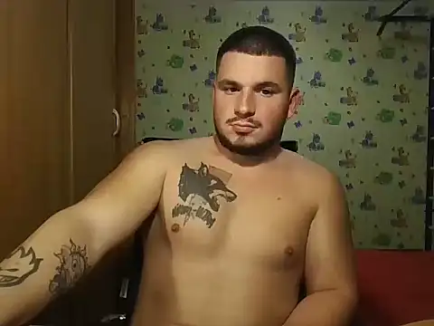 Snapshot of chiraq1945 chatting on 10.14.25 chiraq1945 online show from 10.14.25