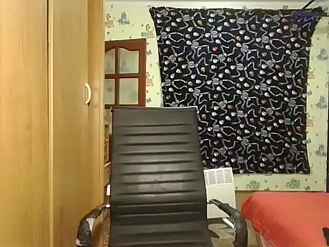 Snapshot of chiraq1945 chatting on 10.27.25 chiraq1945 online show from 10.27.25