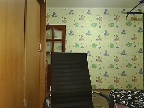 Snapshot of chiraq1945 chatting on 11.10.25 chiraq1945 online show from 11.10.25