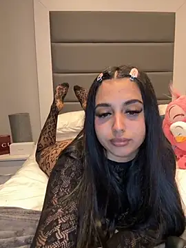 Snapshot of LilMisIndianx chatting on 10.30.25 LilMisIndianx online show from 10.30.25