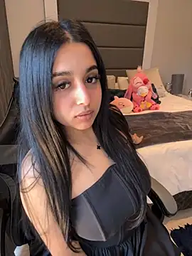 Snapshot of LilMisIndianx chatting on 11.08.25 LilMisIndianx online show from 11.08.25