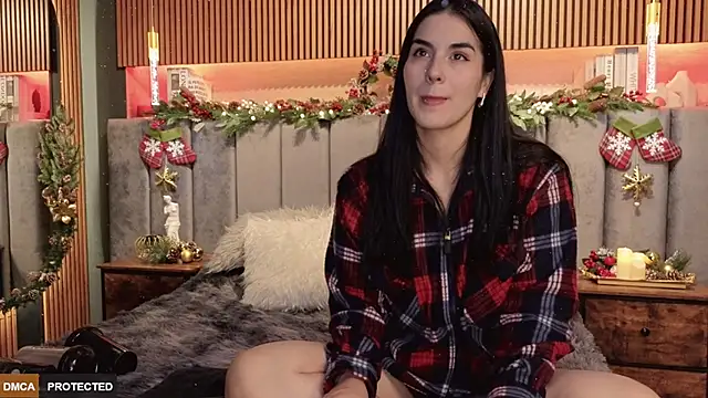 Angelina Dior online show from 12.19.25