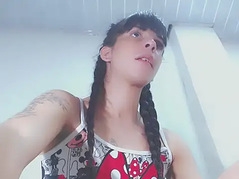 Snapshot of melody_unlimited_ chatting on 09.18.25 melody unlimited online show from 09.18.25