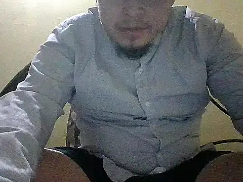 Snapshot of jorgexsuil2hh chatting on 03.03.26 jorgexsuil2hh online show from 03.03.26