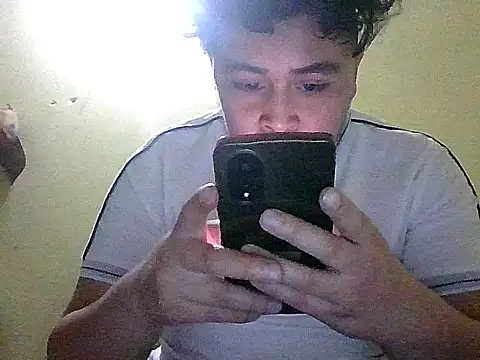 Snapshot of jorgexsuil2hh chatting on 03.13.26 jorgexsuil2hh online show from 03.13.26