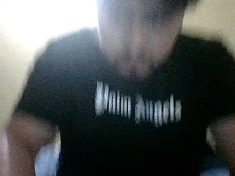 Snapshot of jorgexsuil2hh chatting on 04.05.26 jorgexsuil2hh online show from 04.05.26