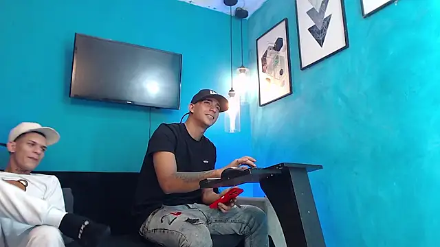 Snapshot of Kings_of_heaven chatting on 09.08.25 Kings of heaven online show from 09.08.25