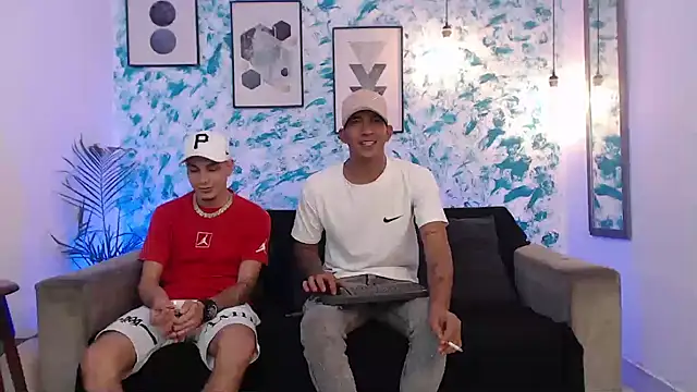 Snapshot of Kings_of_heaven chatting on 10.01.25 Kings of heaven online show from 10.01.25