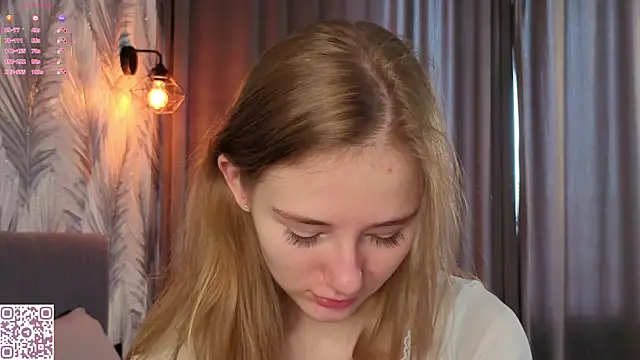 ElvinaRose online show from 05.04.26