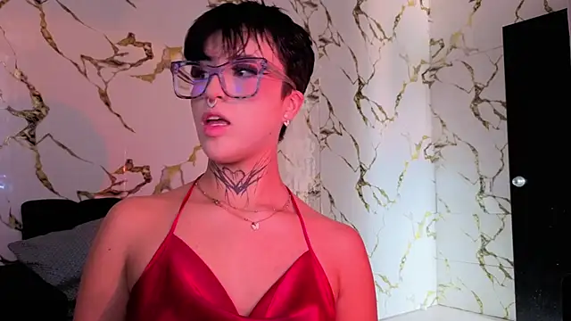 Snapshot of Rebeka-baker chatting on 12.17.25 Rebeka-baker online show from 12.17.25