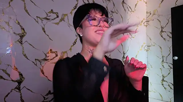 Snapshot of Rebeka-baker chatting on 12.20.25 Rebeka-baker online show from 12.20.25