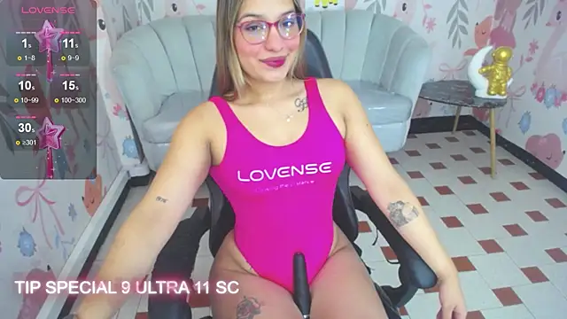 Paris09 v  online show from 10.03.25