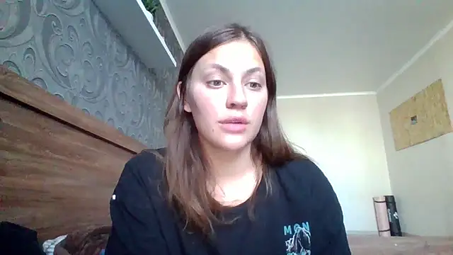 Snapshot of Baby_Mon chatting on 09.13.25 Baby Mon online show from 09.13.25