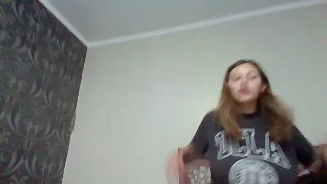 Snapshot of Baby_Mon chatting on 10.10.25 Baby Mon online show from 10.10.25