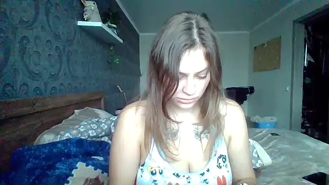 Snapshot of Baby_Mon chatting on 11.03.25 Baby Mon online show from 11.03.25