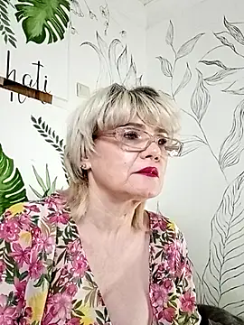 Snapshot of Catty_Lady chatting on 05.29.26 Catty Lady online show from 05.29.26