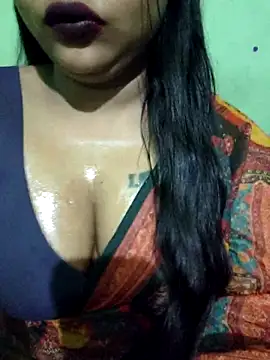 Snapshot of JIYA-04 chatting on 09.12.25 JIYA-04 online show from 09.12.25