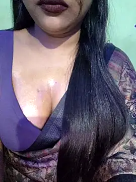 Snapshot of JIYA-04 chatting on 11.12.25 JIYA-04 online show from 11.12.25