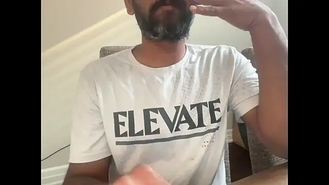 pranastro00 online show from 11.24.25