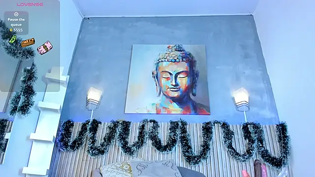 Saracooper   online show from 12.19.25