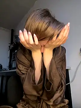 Naomi   Rias online show from 11.04.25