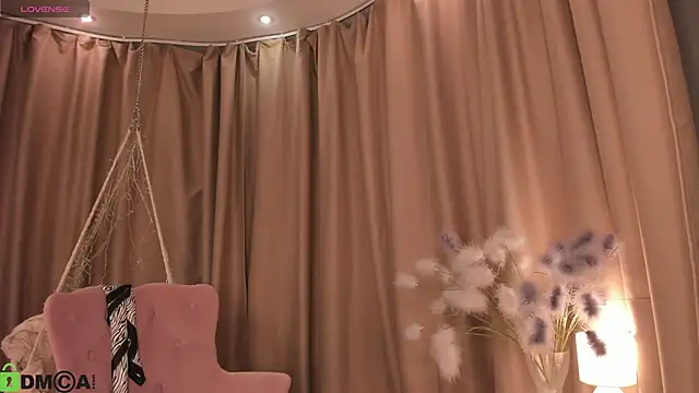 Naomi   Rias online show from 11.10.25