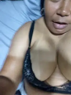 Snapshot of Rafaschuler chatting on 09.11.25 Rafaschuler online show from 09.11.25