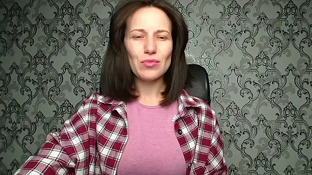 Kelly Kisss online show from 02.01.26