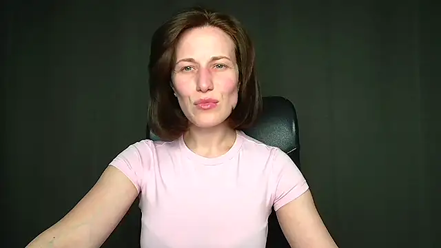 Kelly Kisss online show from 05.02.26