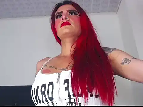 Snapshot of ashlleyqueen chatting on 05.28.26 ashlleyqueen online show from 05.28.26