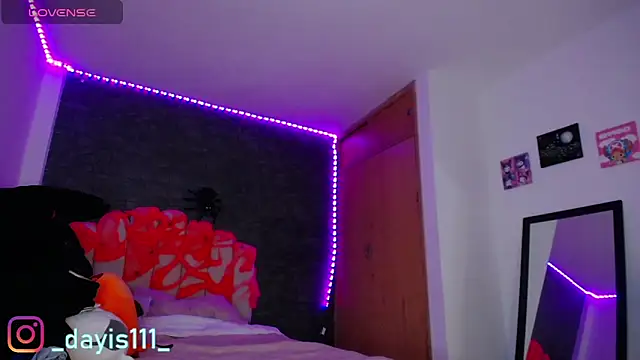 dayis sweet online show from 10.28.25