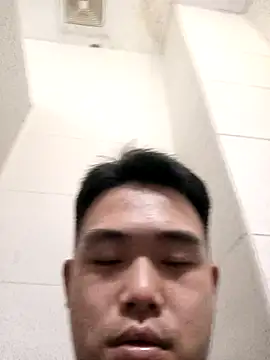 Snapshot of Bin77 chatting on 11.25.25 Bin77 online show from 11.25.25