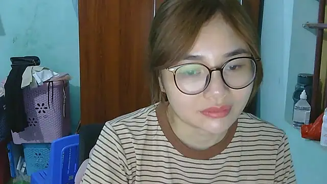 Uhem112 online show from 10.18.25