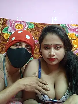 Seducing couple online show from 07.01.26