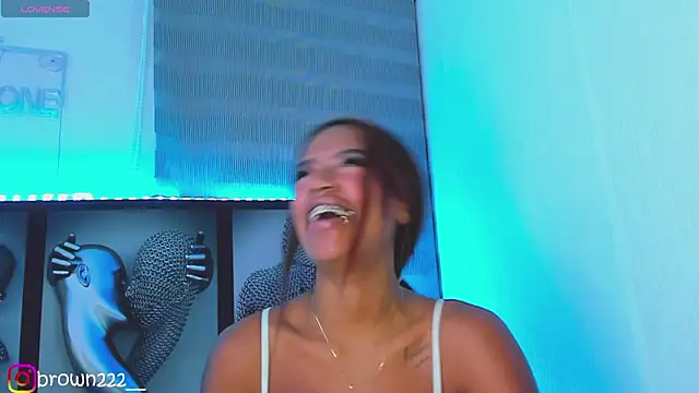  naomibrown  online show from 02.05.26