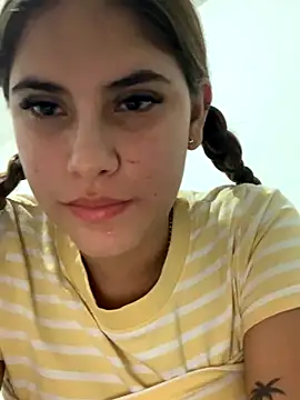 MiiluRosse online show from 11.13.25