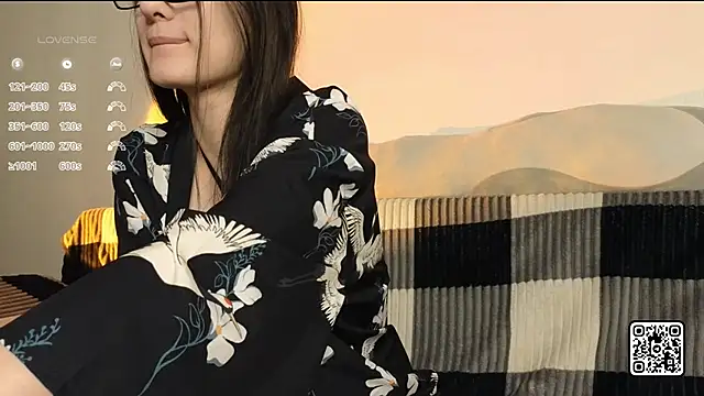 OdelynBagge online show from 10.29.25