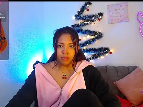 Snapshot of warisg__ chatting on 12.04.25 warisg online show from 12.04.25