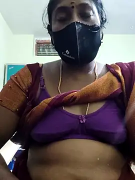 Snapshot of papukurty chatting on 10.02.25 papukurty online show from 10.02.25